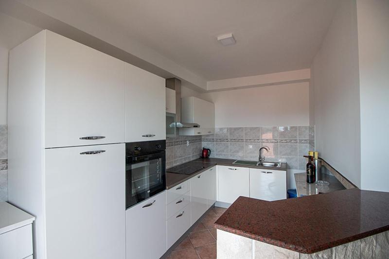 Apartment Zvjezdana Omiš Exterior foto